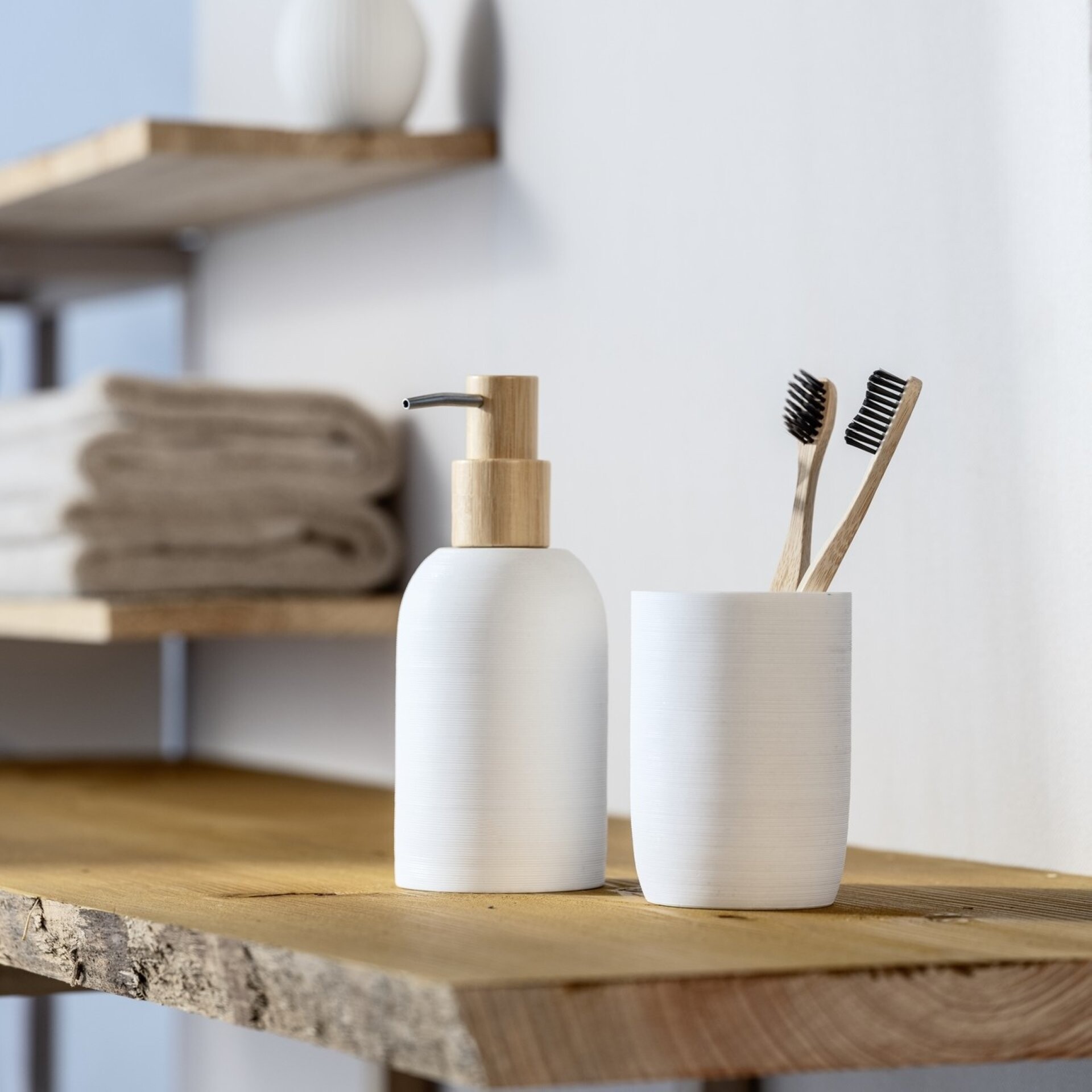 WENKO ALTAVALLE Accessoire Set, Weiß, Zahnputzbecher, Seifenspender, Keramik