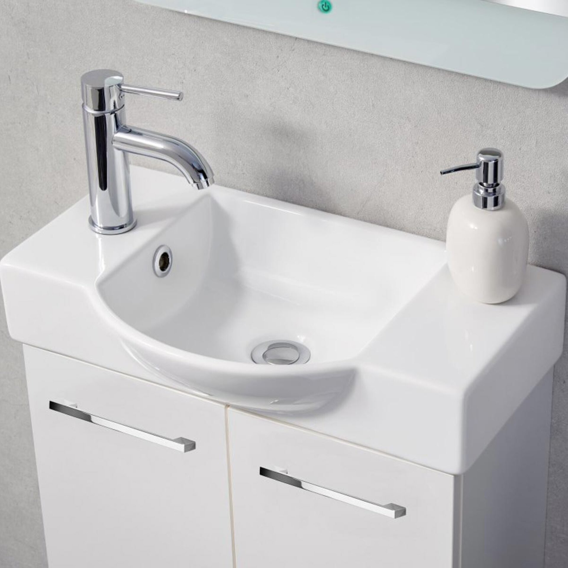 Fackelmann Waschbecken 55 cm aus Keramik, Hahnloch links, Weiß Fackelmann Waschbecken 55 cm aus Keramik, Hahnloch links, Weiß