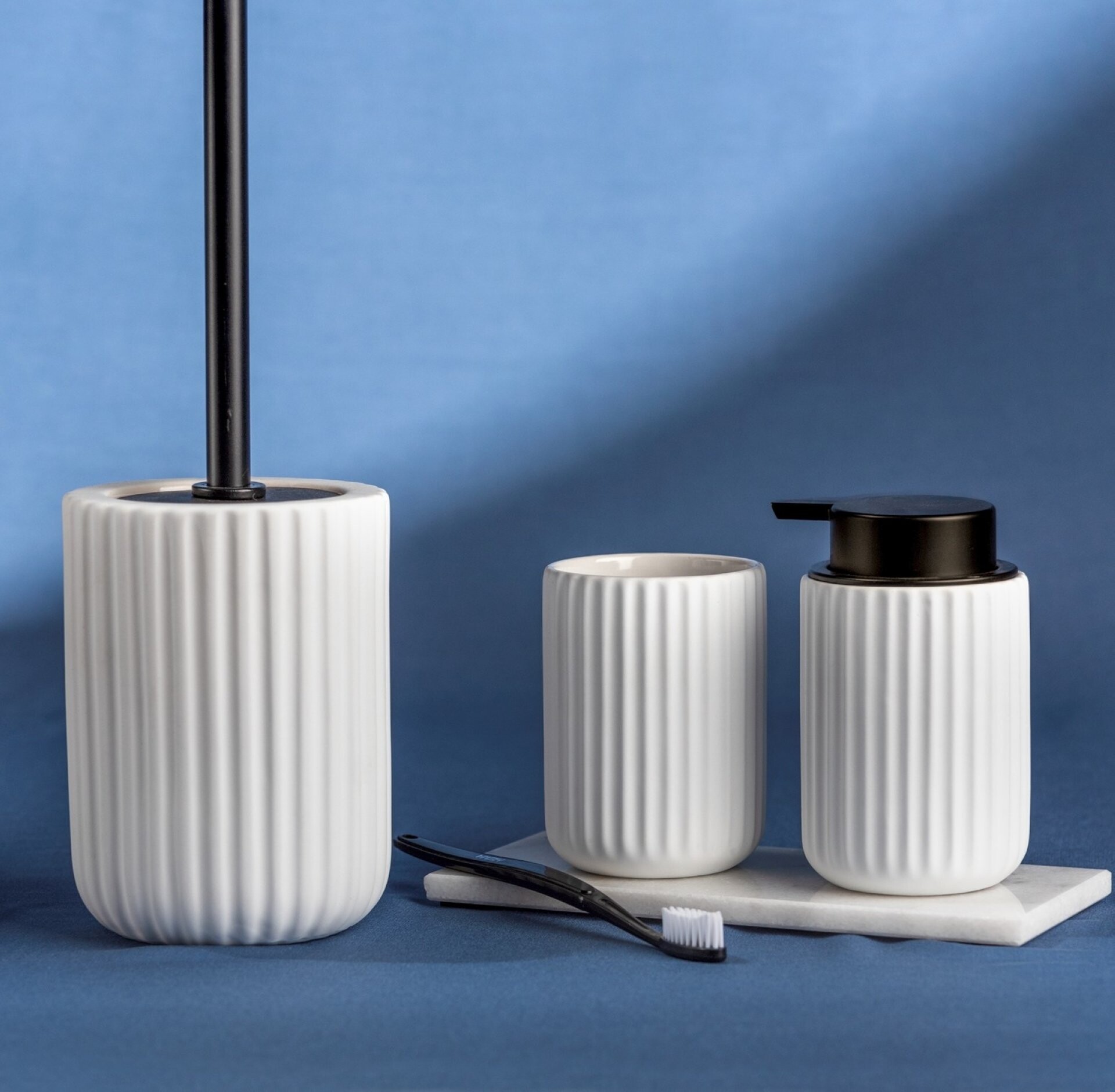 WENKO BELLUNO WC-Garnitur, Weiß, Keramik