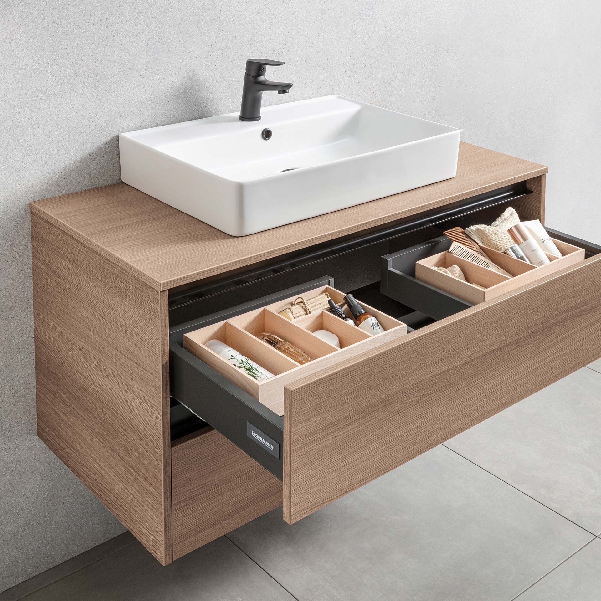 FACKELMANN VITA Waschbeckenunterschrank 100 cm breit, Braun hell, mit schwarzen Blenden FACKELMANN VITA Waschbeckenunterschrank 100 cm breit, Braun hell, mit schwarzen Blenden