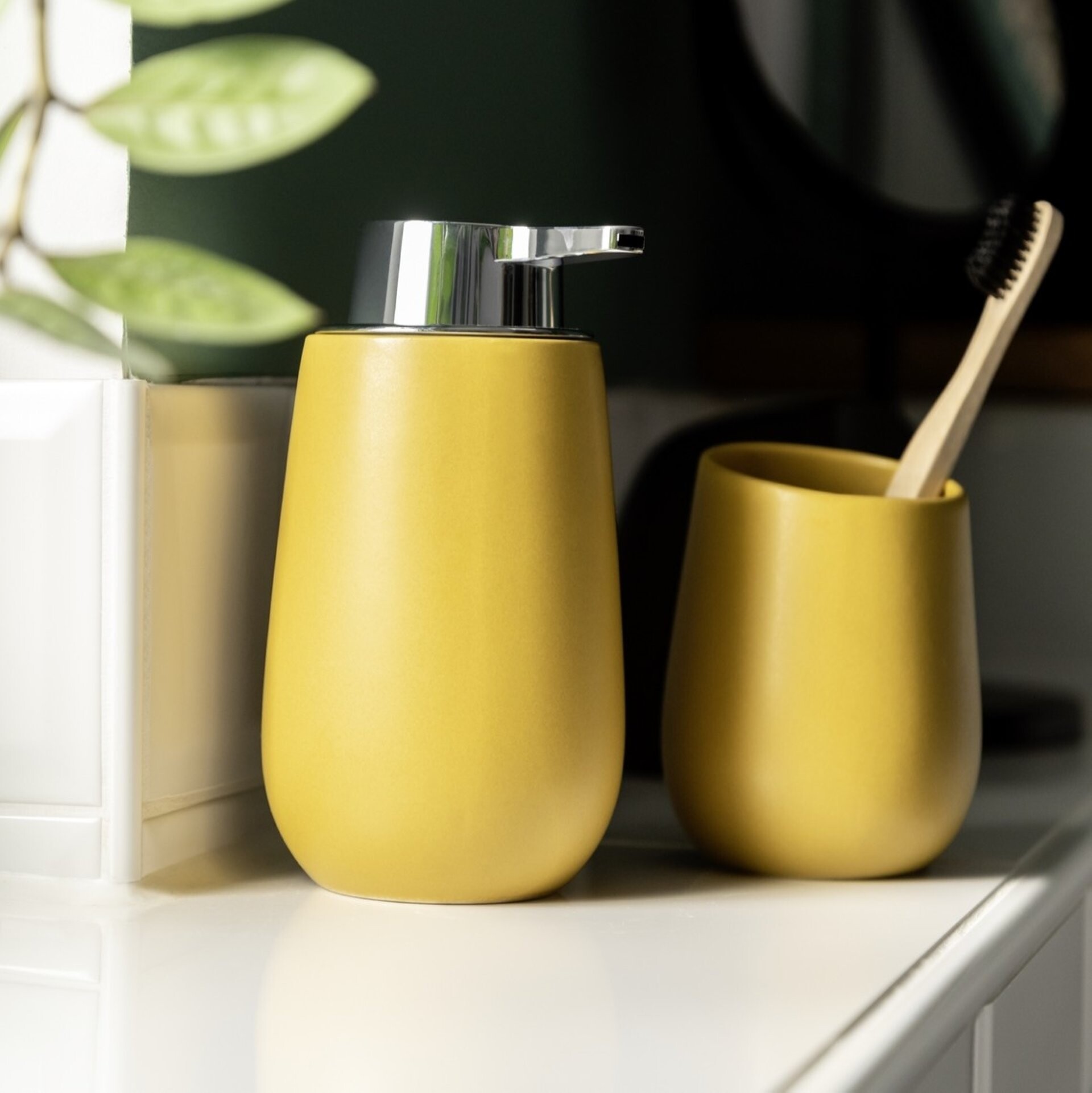 WENKO BADI Accessoire Set, Gelb, Zahnputzbecher, Seifenspender, Keramik