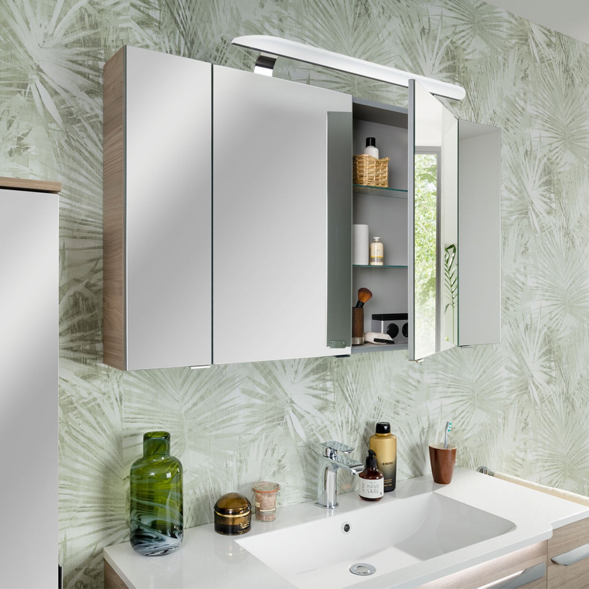 Fackelmann LUXOR LED Spiegelschrank 80 cm, Braun hell Fackelmann LUXOR LED Spiegelschrank 80 cm, Braun hell