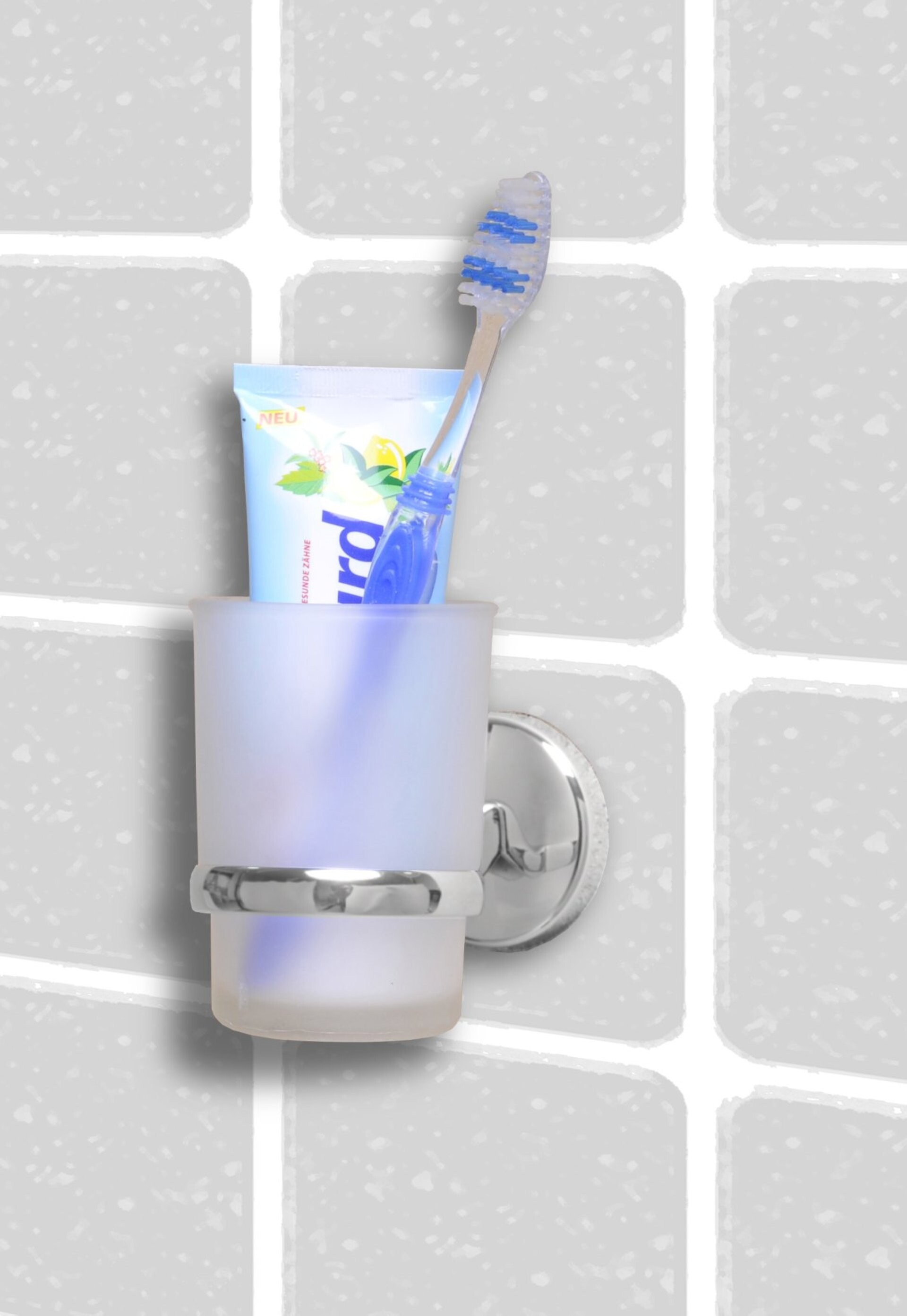 Fackelmann VISION Glas mit Halter, Chrom glänzend Fackelmann VISION Glas mit Halter, Chrom glänzend