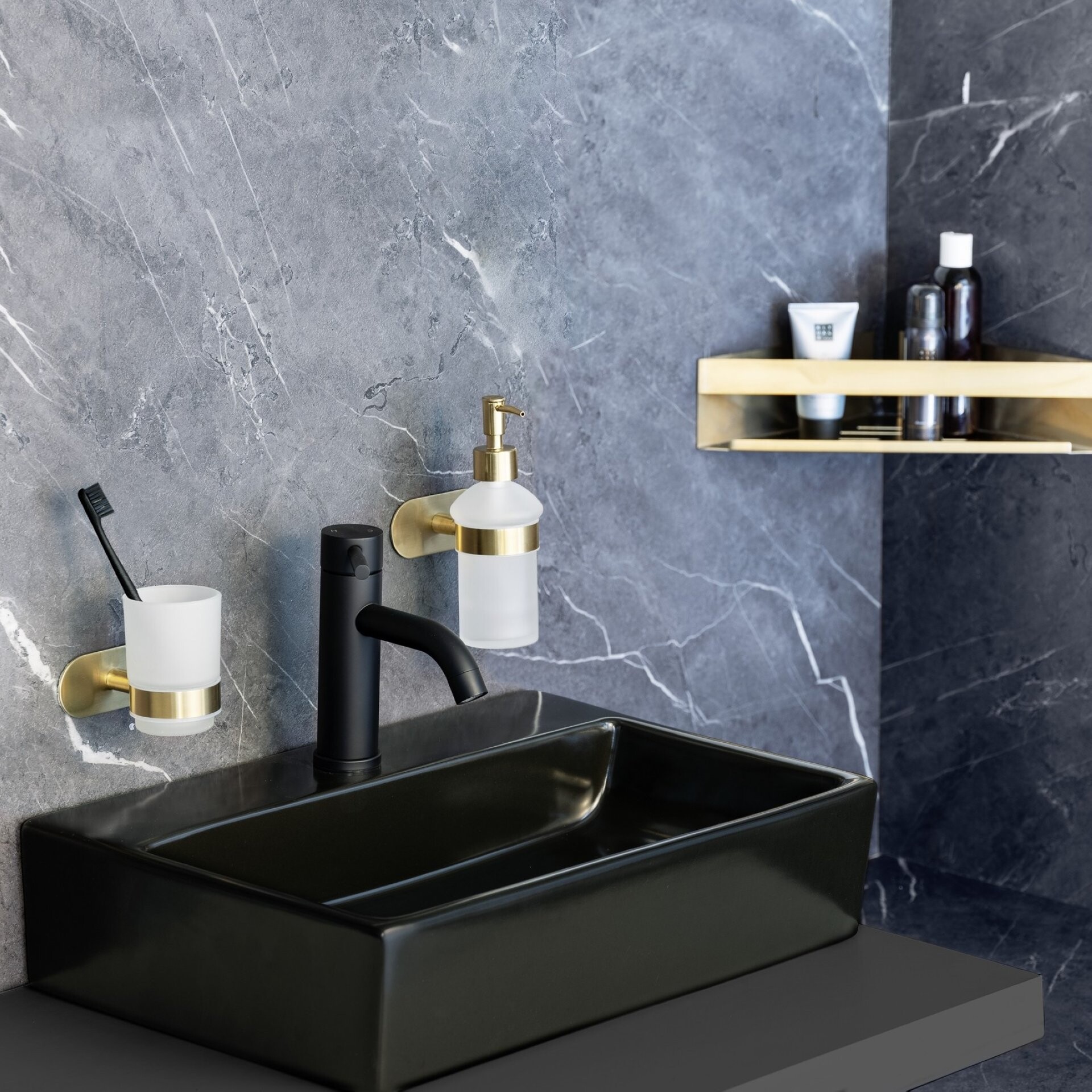 WENKO OREA Seifenspender 200 ml, Gold matt, Edelstahl rostfrei, Turbo Loc