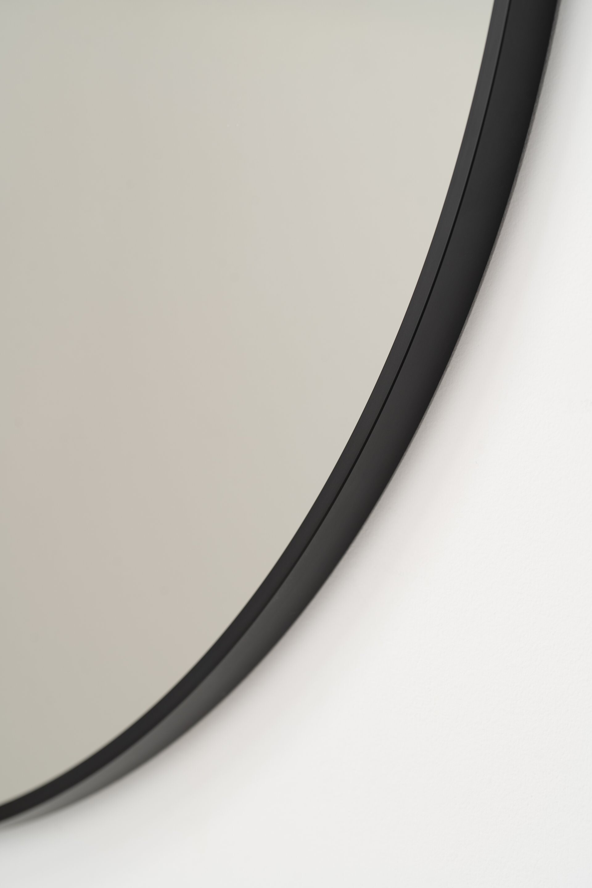 BADEDU IMPERO Spiegel Ø 80 cm, Schwarz