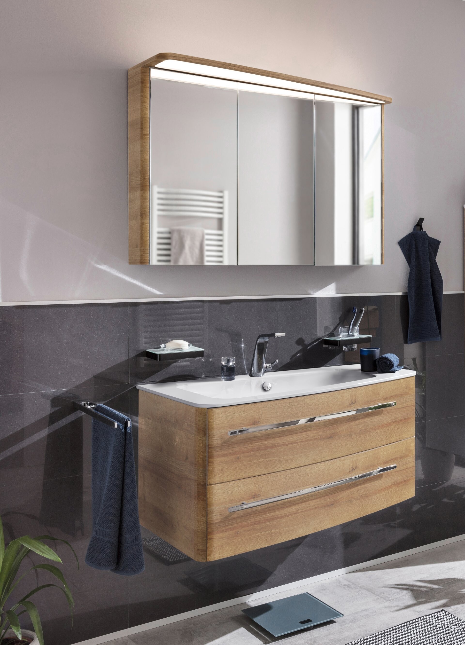 Lanzet CLASSICO Waschtischunterschrank 100 cm Hellbraun, links Lanzet CLASSICO Waschtischunterschrank 100 cm Hellbraun, links