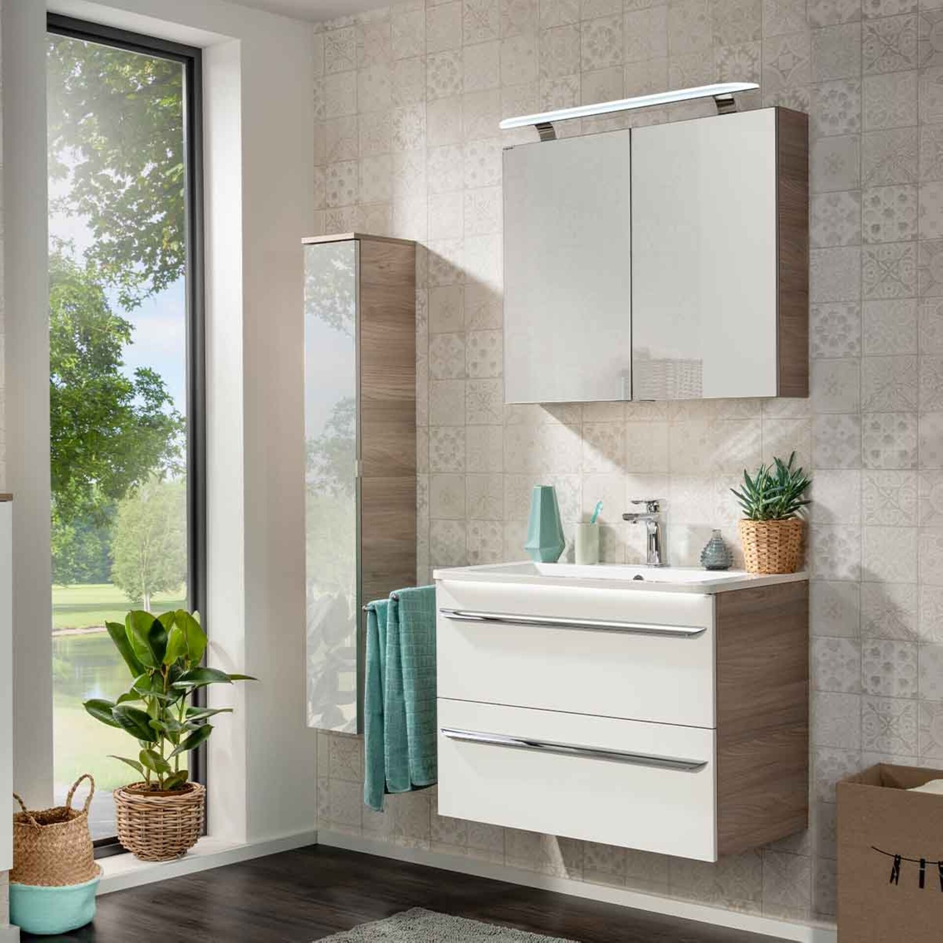Fackelmann LUXOR Badmöbel Set 3-teilig 80 cm, Braun/Weiß + LED-Spiegelschrank Fackelmann LUXOR Badmöbel Set 3-teilig 80 cm, Braun/Weiß + LED-Spiegelschrank