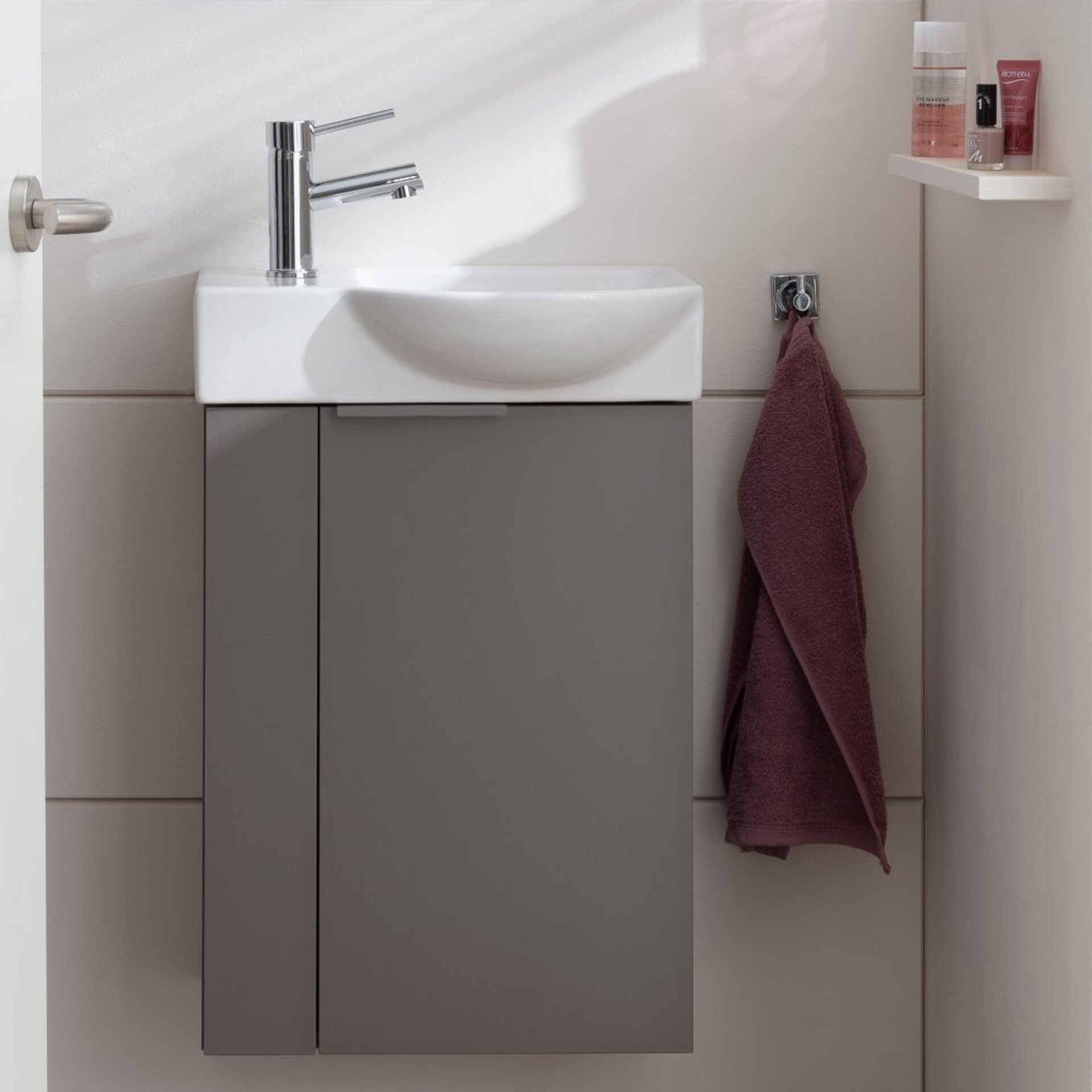FACKELMANN SBC B.PARIS Gäste WC Waschtisch Set 45 cm breit, Grau, Waschbecken Keramik Weiß, Hahnloch links, Türanschlag rechts FACKELMANN SBC B.PARIS Gäste WC Waschtisch Set 45 cm breit, Grau, Waschbecken Keramik Weiß, Hahnloch links, Türanschlag rechts