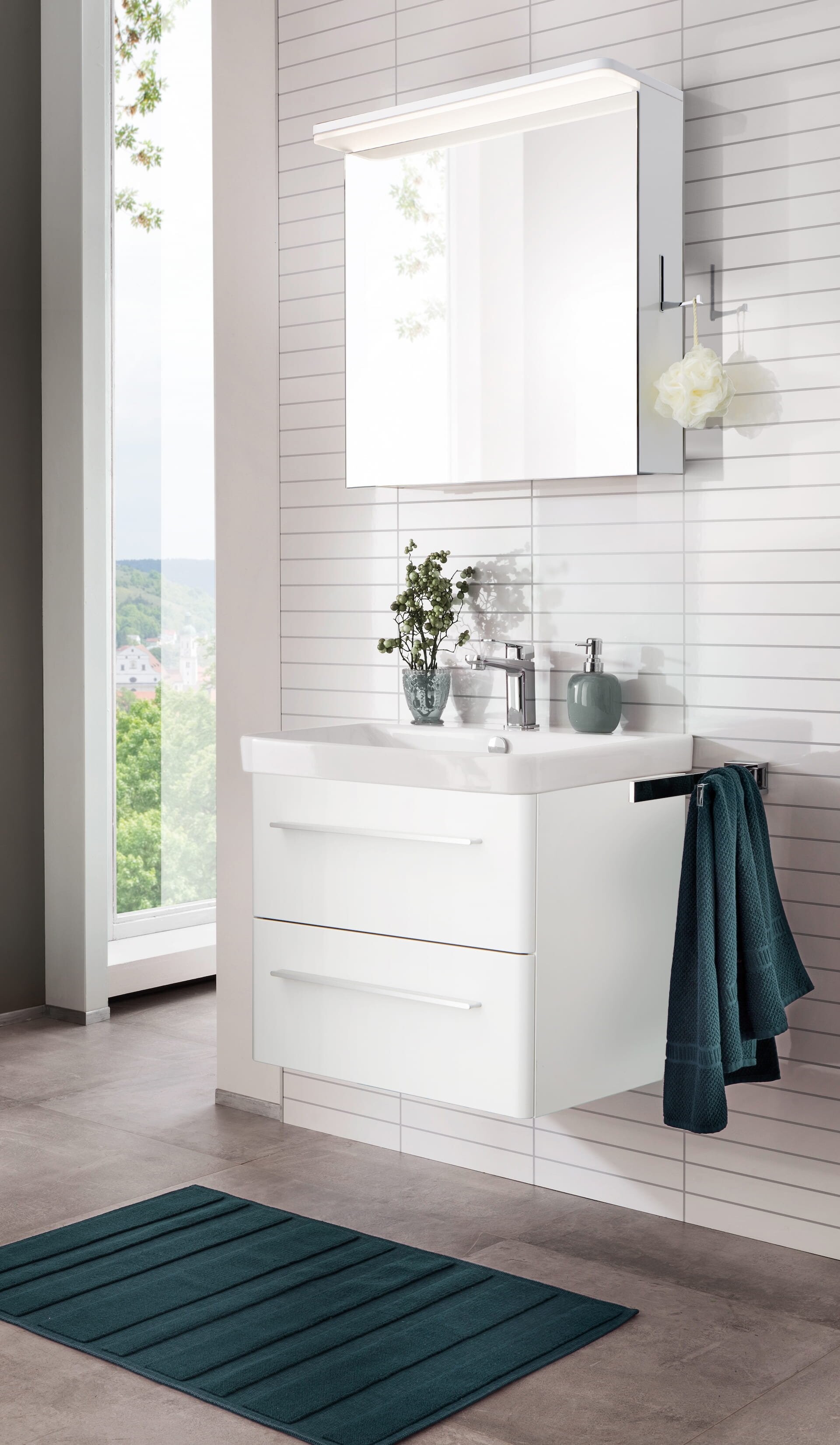 Lanzet K8 Badmöbel Set 3-teilig, 60cm, Weiß, LED-Spiegelschrank, Keramikbecken Lanzet K8 Badmöbel Set 3-teilig, 60cm, Weiß, LED-Spiegelschrank, Keramikbecken