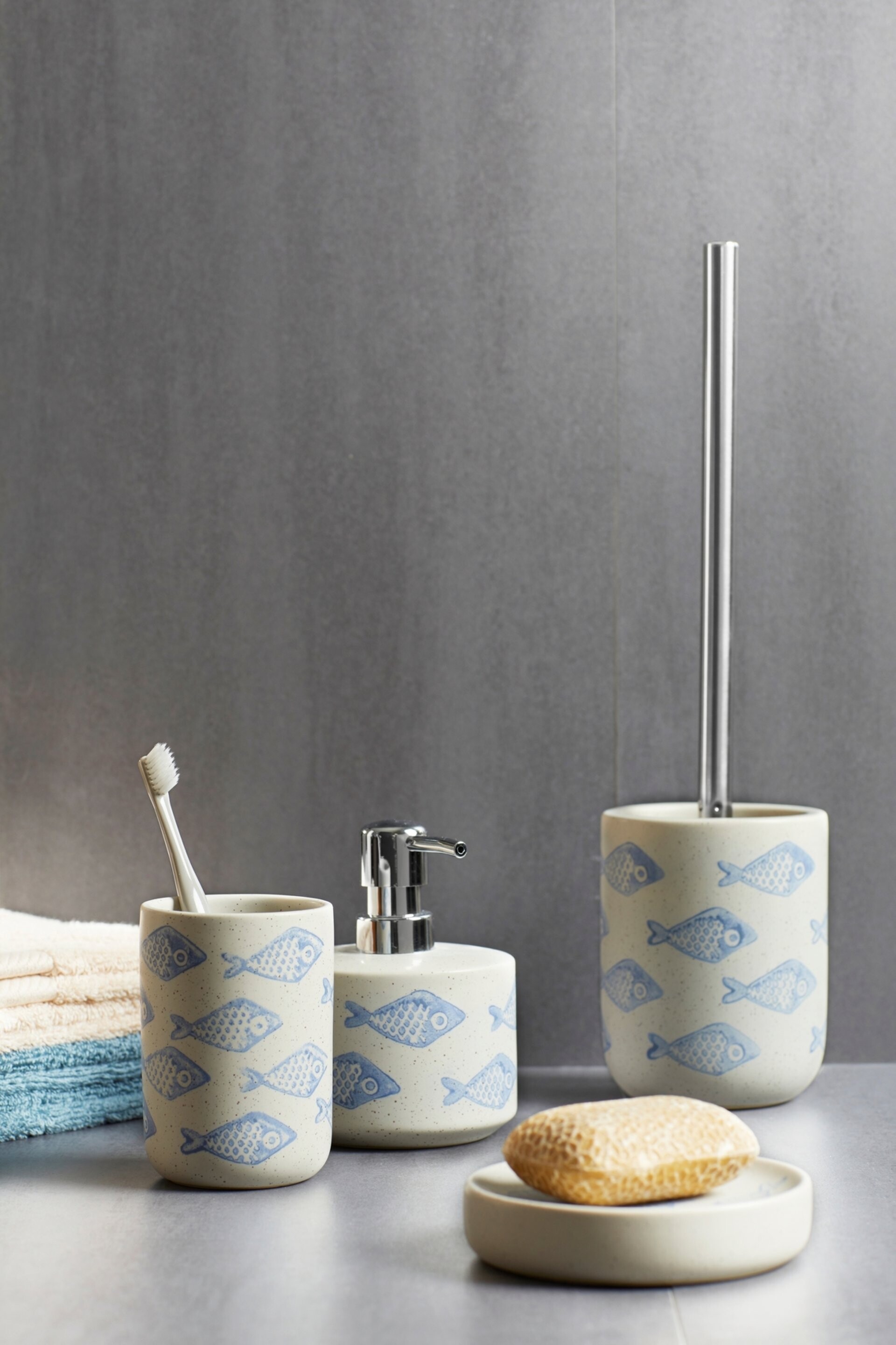 WENKO AQUAMARIN WC-Garnitur, aus hochwertiger Keramik WENKO AQUAMARIN WC-Garnitur, aus hochwertiger Keramik
